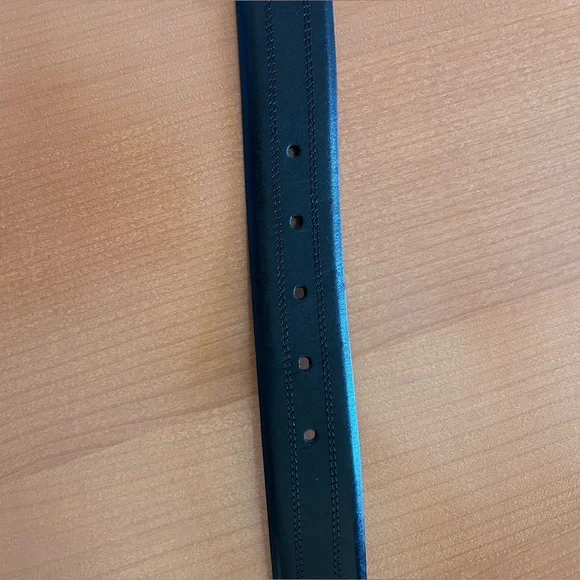 Black Kirkland Men’s 38” Belt - Picture 3 of 6
